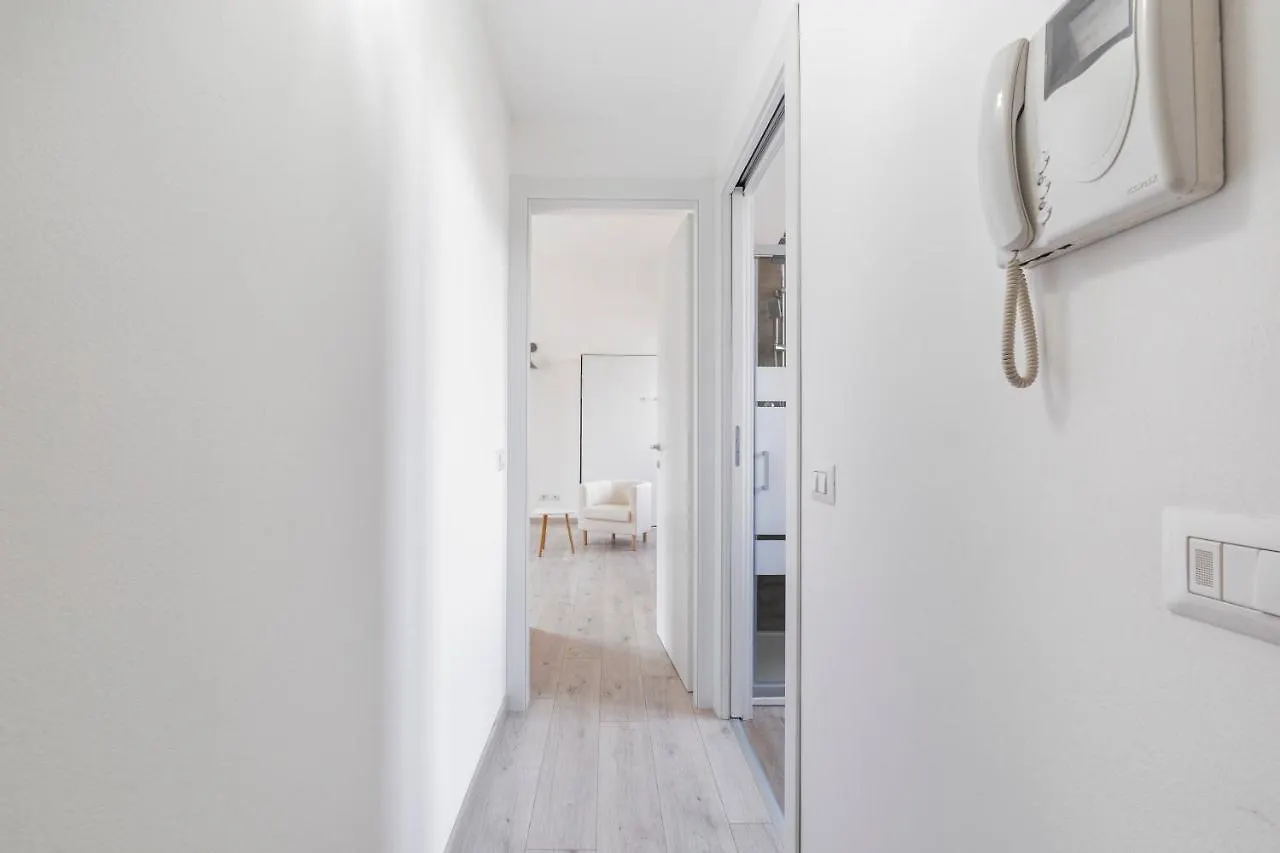 Apartment Maciachini Renovated Studio! Mailand Italien